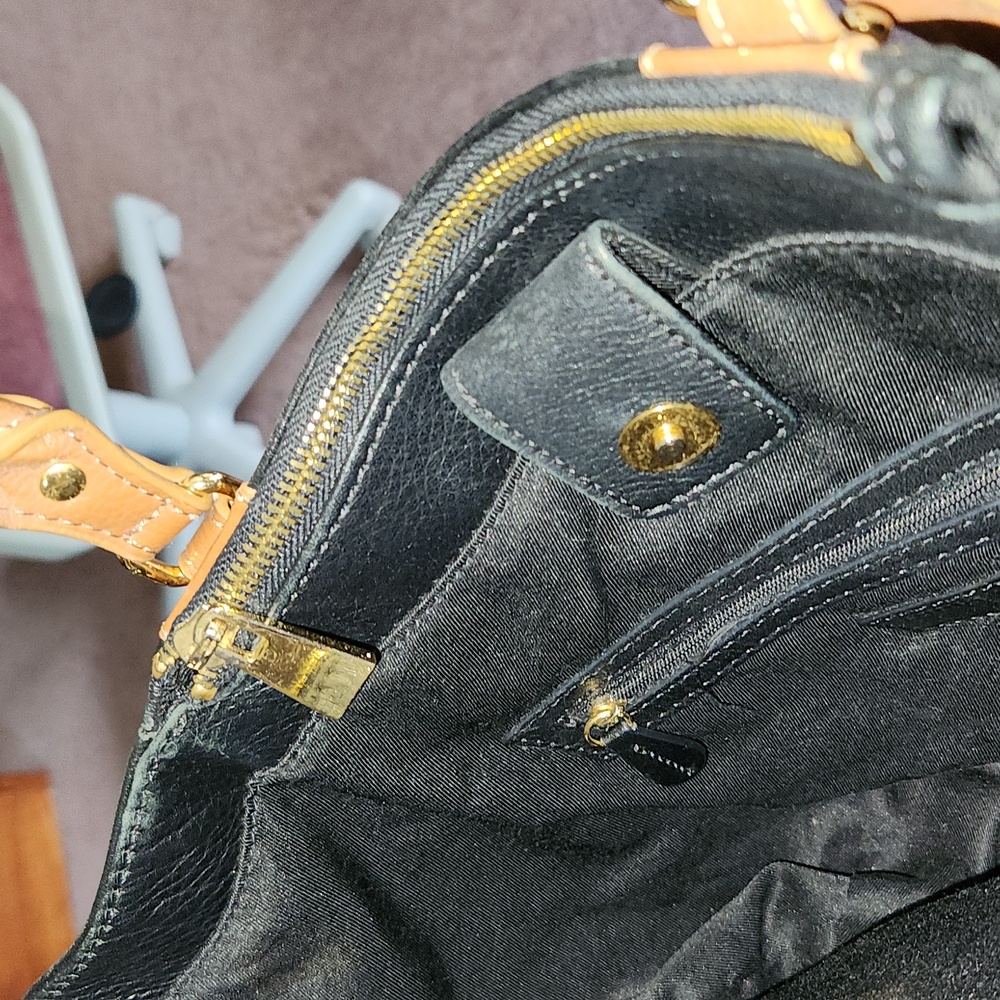 Audrey Brooke leather bag - Picture 4 of 7